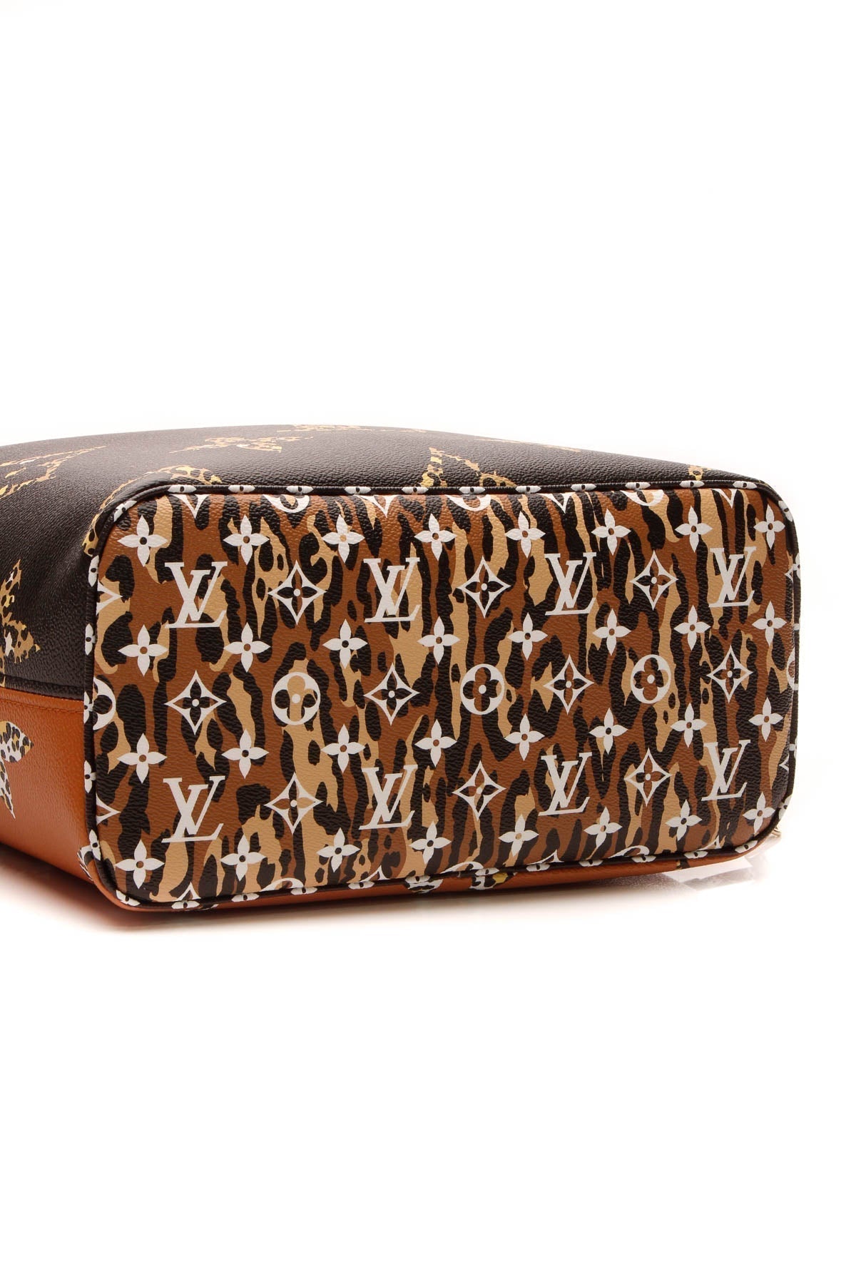 Jungle Neverfull MM Tote Bag - Giant Monogram