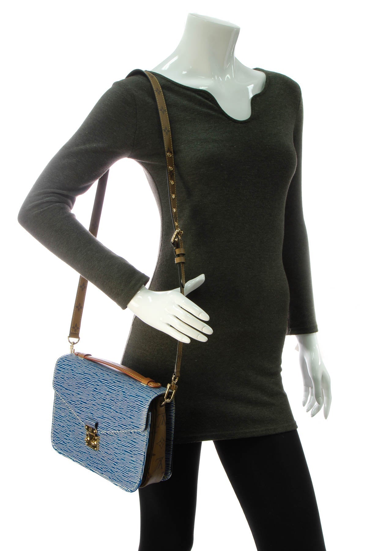 Epi Pochette Metis Bag - Denim Light