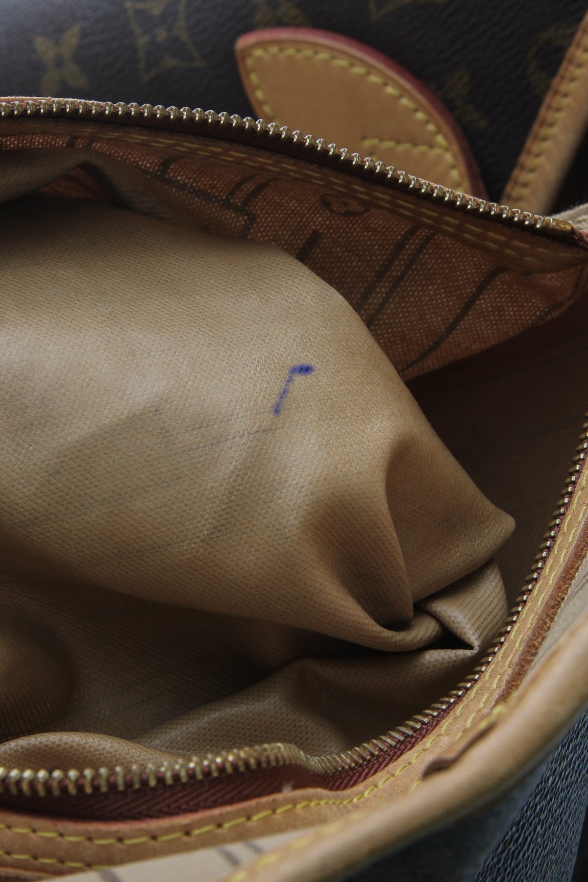 Neverfull GM Tote Bag - Monogram