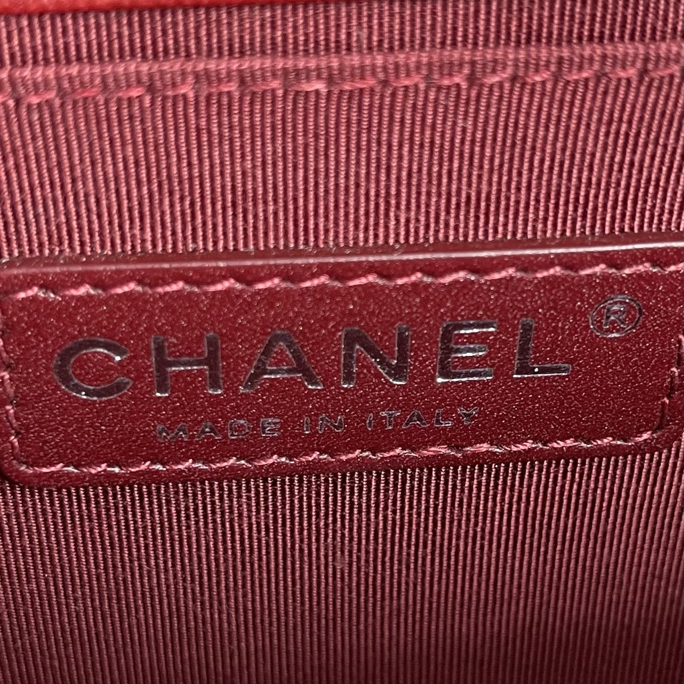 CHANEL Medium Boy Bag - Red
