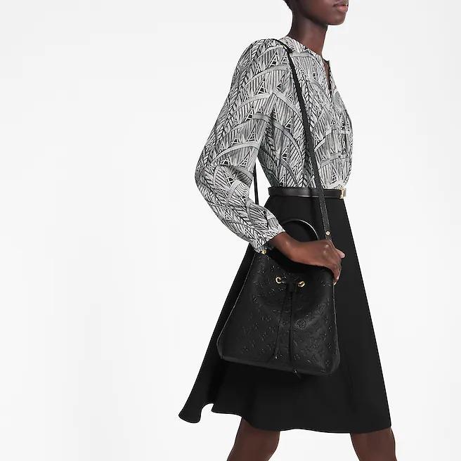 Louis Vuitton NÉONOÉ MM