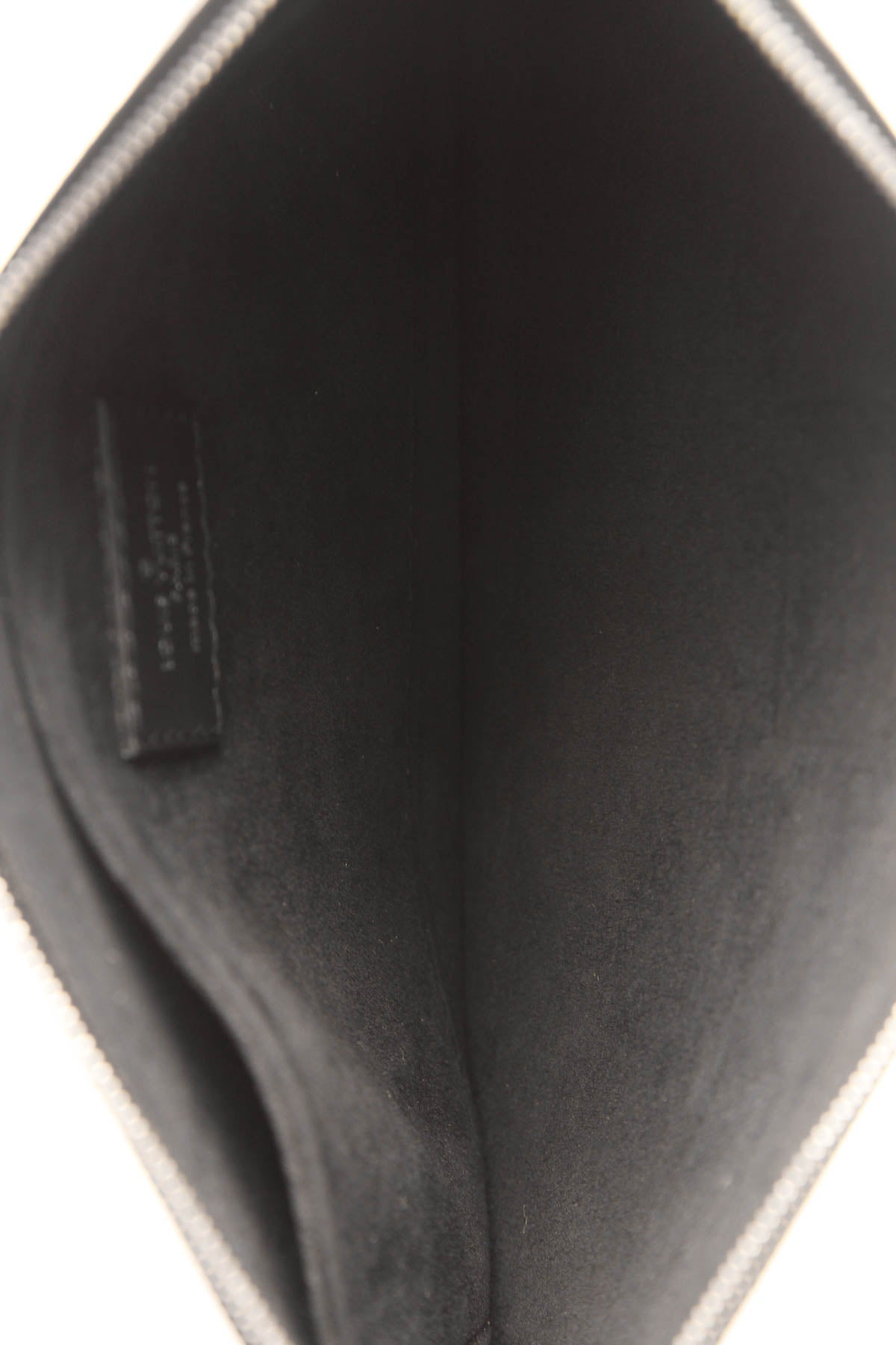 Epi Neverfull Pouch - Black
