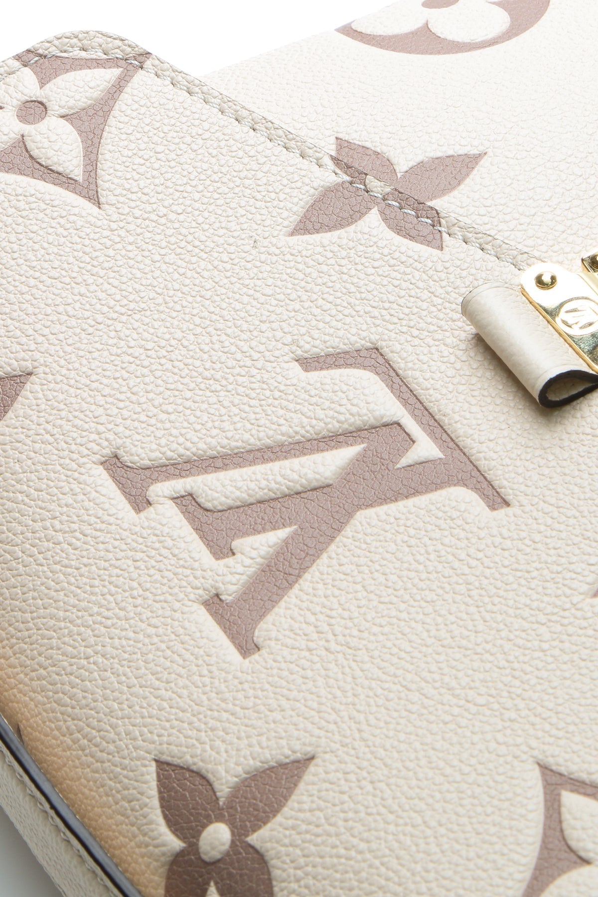 Bicolor Empreinte Pochette Metis Bag - Cream/Dove