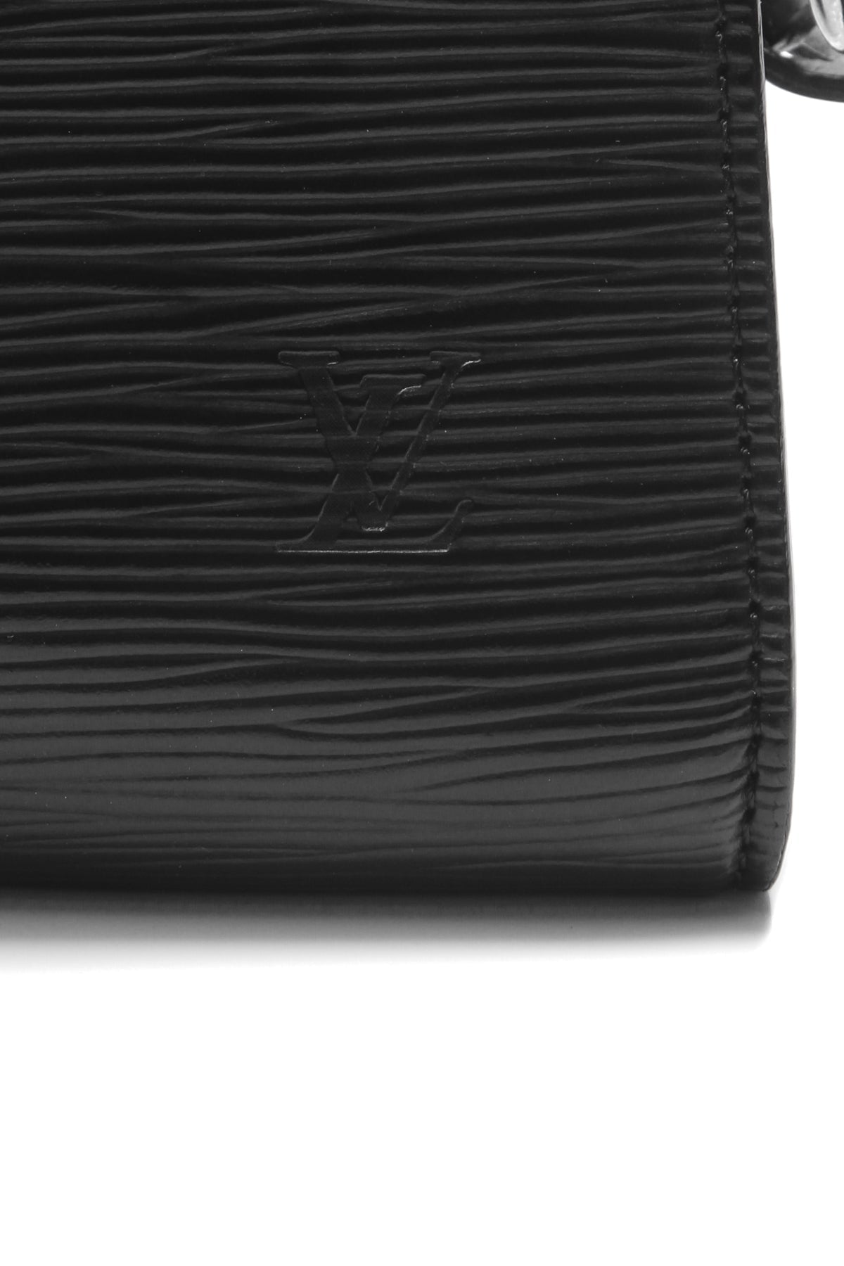 Epi Pochette Accessoires 24 Bag - Black