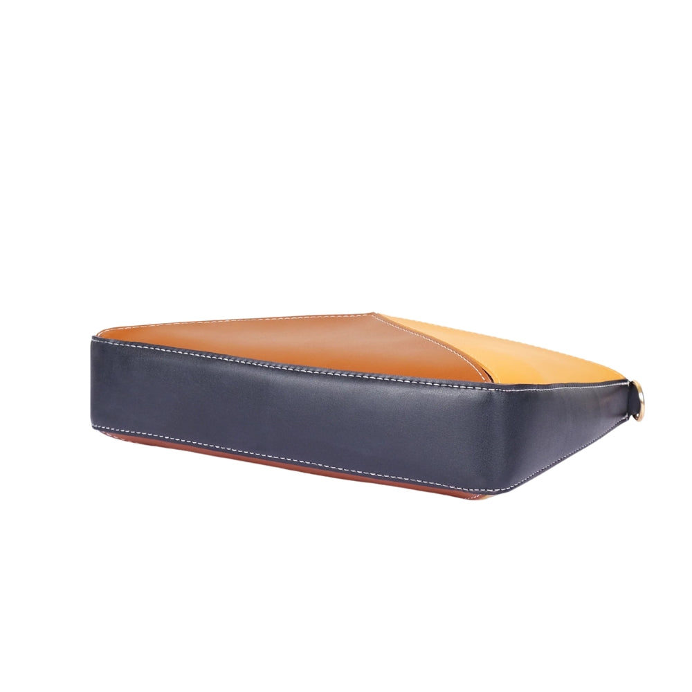 Mocha Triangle Flex Bag