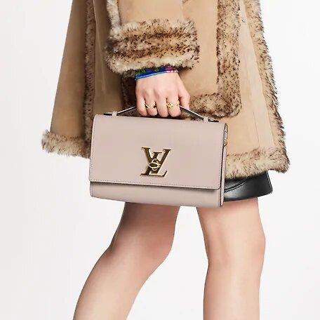 Louis Vuitton LOCKME CLUTCH Greige
