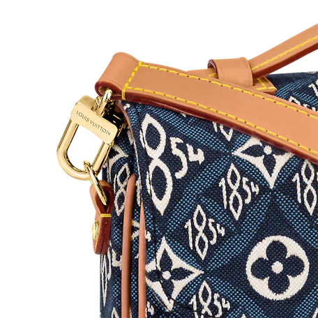Since 1854 Pochette Metis